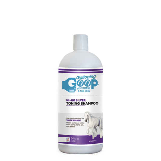 Galloping Goop degreaser cleaners are the best for removing dirt and grease from horses' coats. They will act on the coat, the body, the hair and the baleen and whiten the yellowing areas. They clean without removing the natural oils from the coat. They a