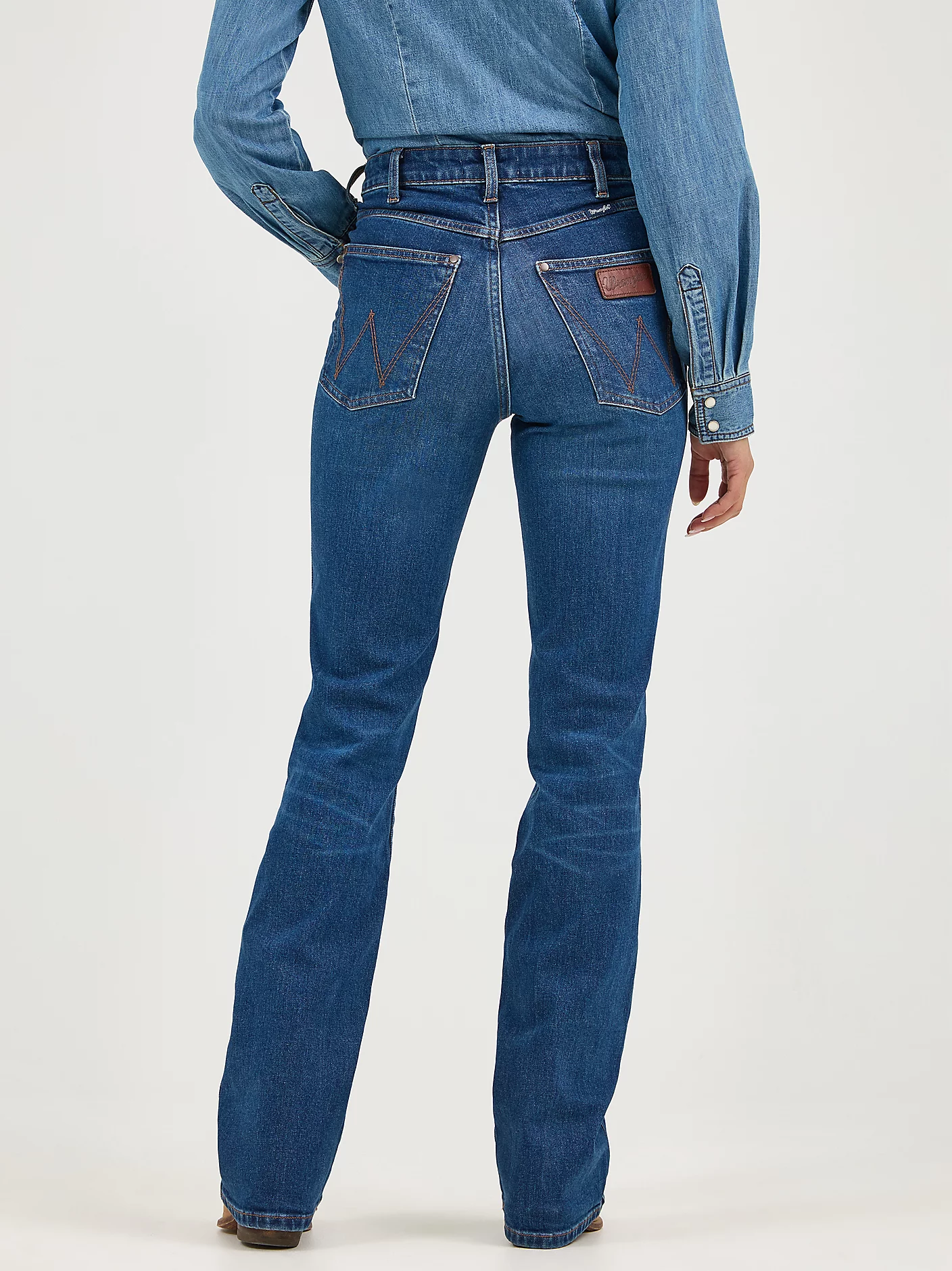 Jean Wrangler Retro Bailey taille haute coupe bootcut - (2 couleurs)