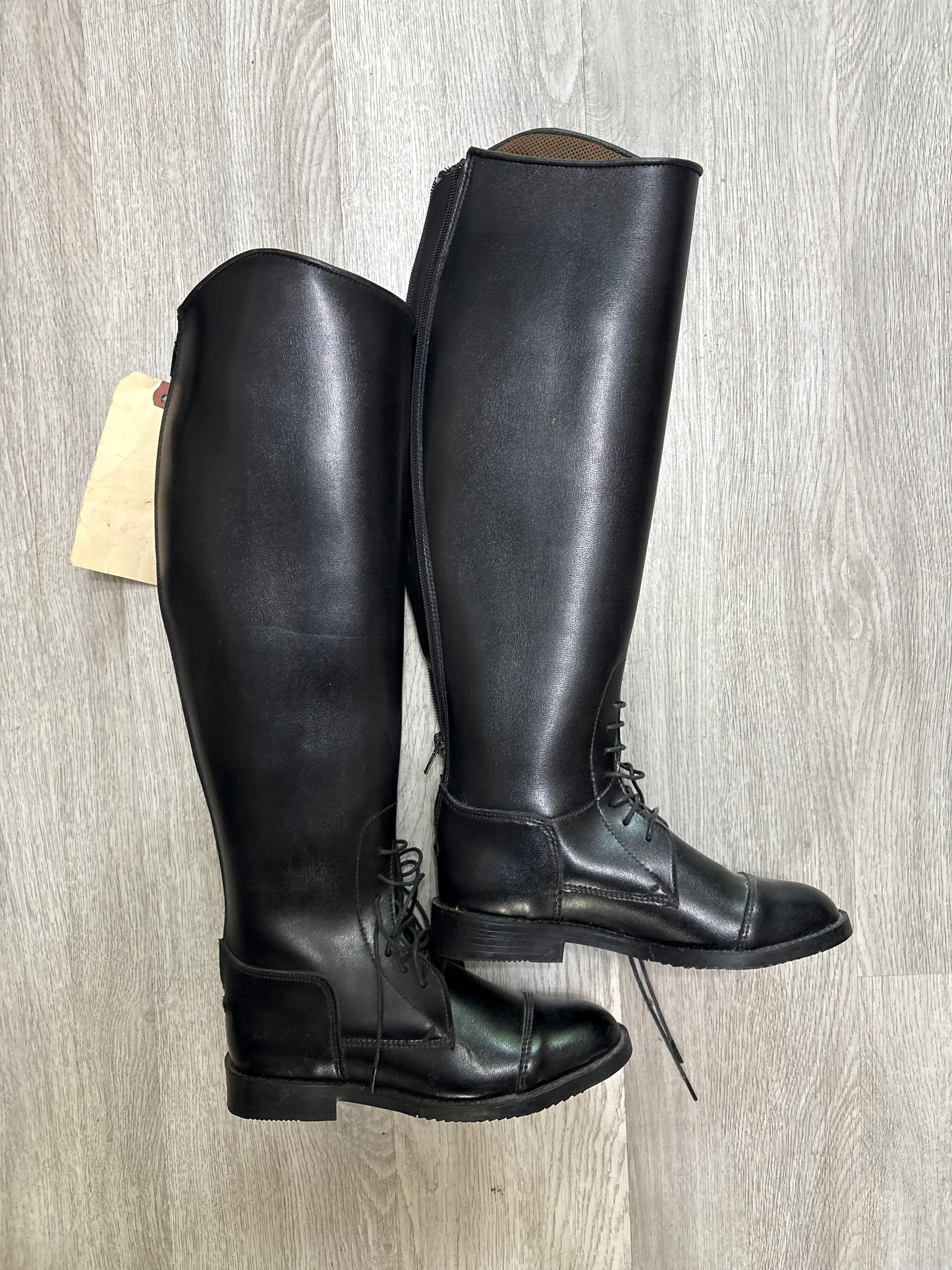 Synthetic size 5-6 regular field boots *FINAL SALE*