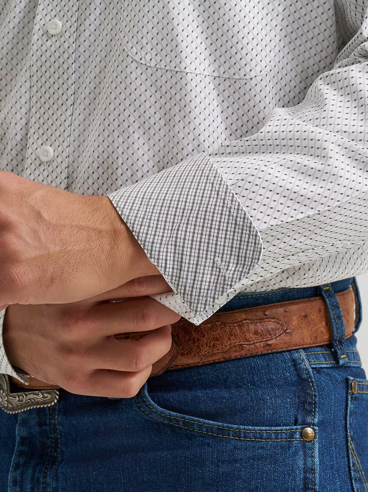 Wrangler® George Strait™ Long Sleeve Button Down One Pocket Shirt - White Waves