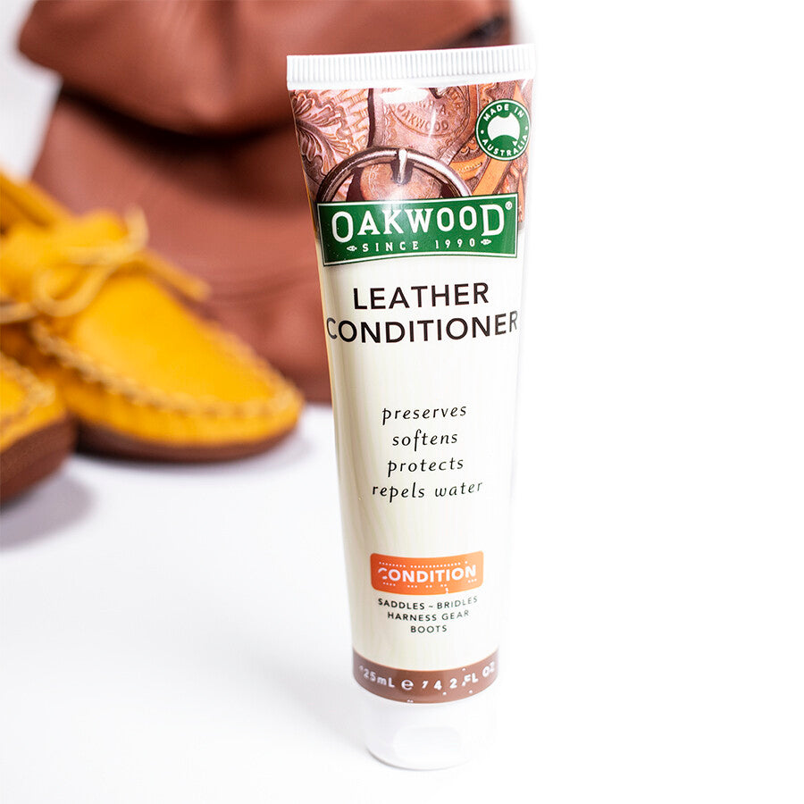 Protect your saddlery and other leather riding gear with Oakwood's Leather Conditioner. This unique leather dressing cream uses a balanced mix of waxes and oils including lanolin, beeswax, emu oil, tea tree and eucalyptus oils to soften and intensely reh