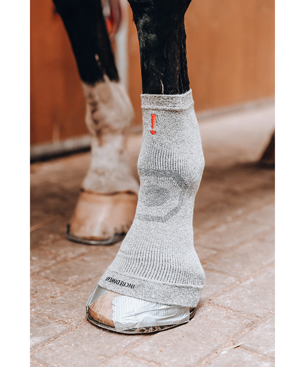 Incrediwear Equine Circulation Hoof socks