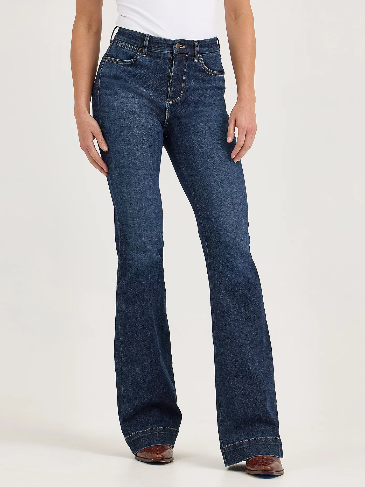 Wrangler Bespoke High Rise Trouser Jean - Alexandria