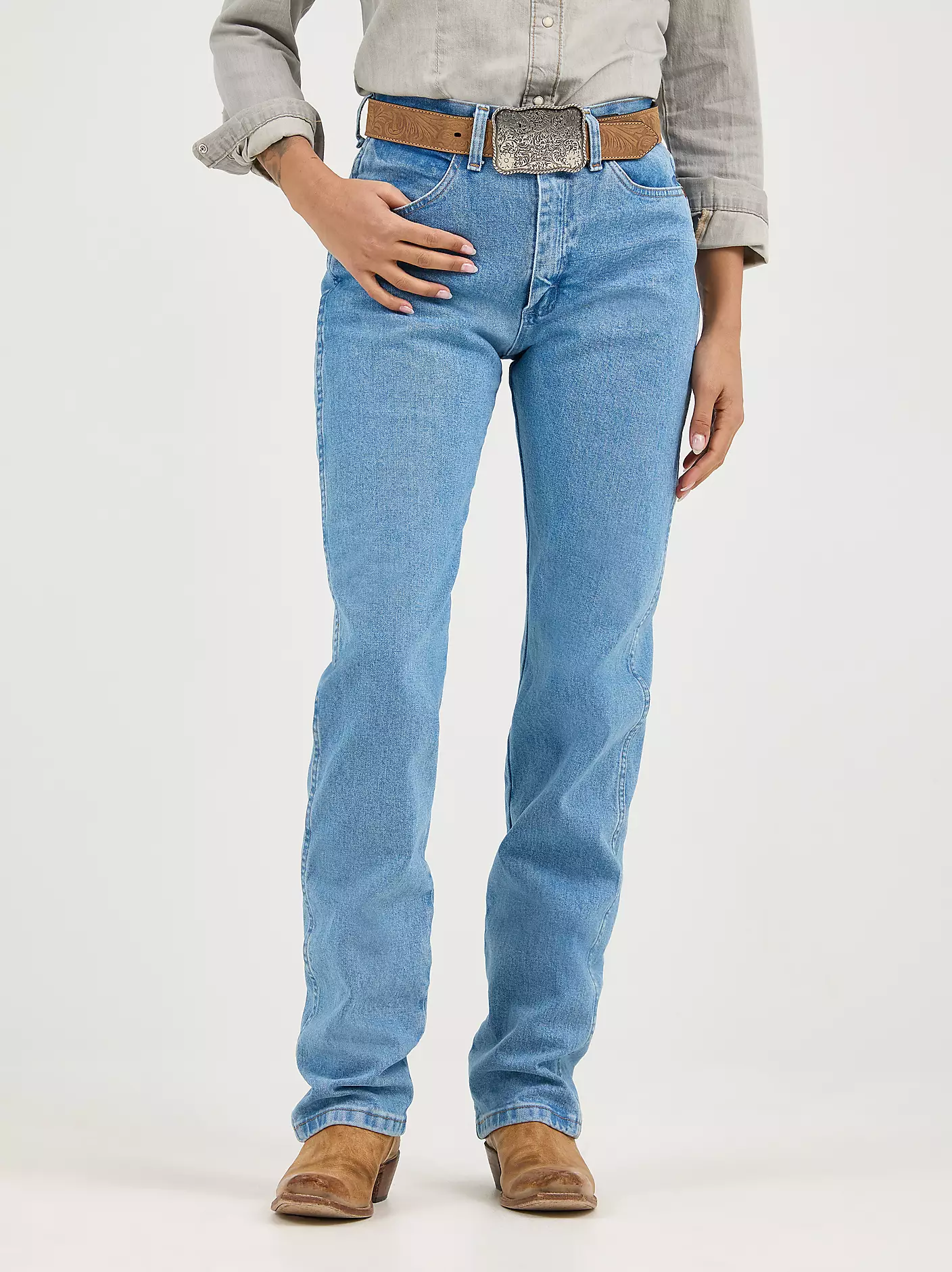 Jean Wrangler coupe cowboy slim fit - Délavage antique