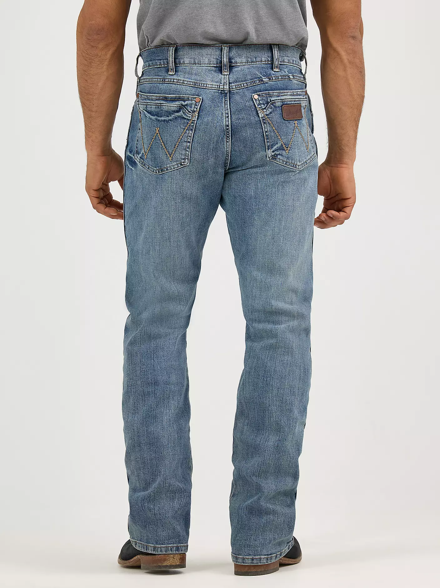 Wrangler Retro Relaxed Fit Bootcut Jean - Greeley