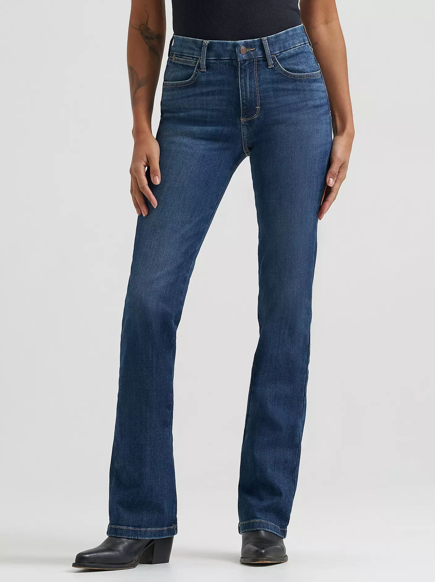 Wrangler Bespoke High Rise Bootcut Jean - Lacey