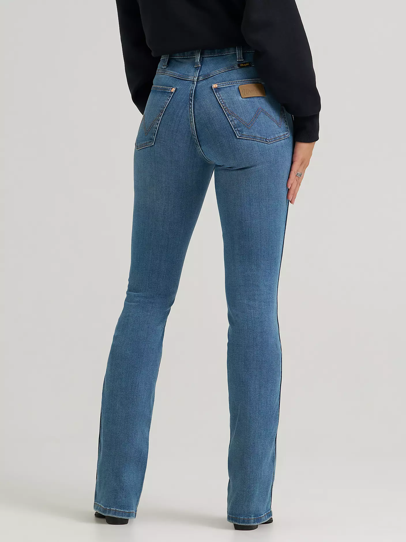 Wrangler x Lainey Wilson Boot Huggers
