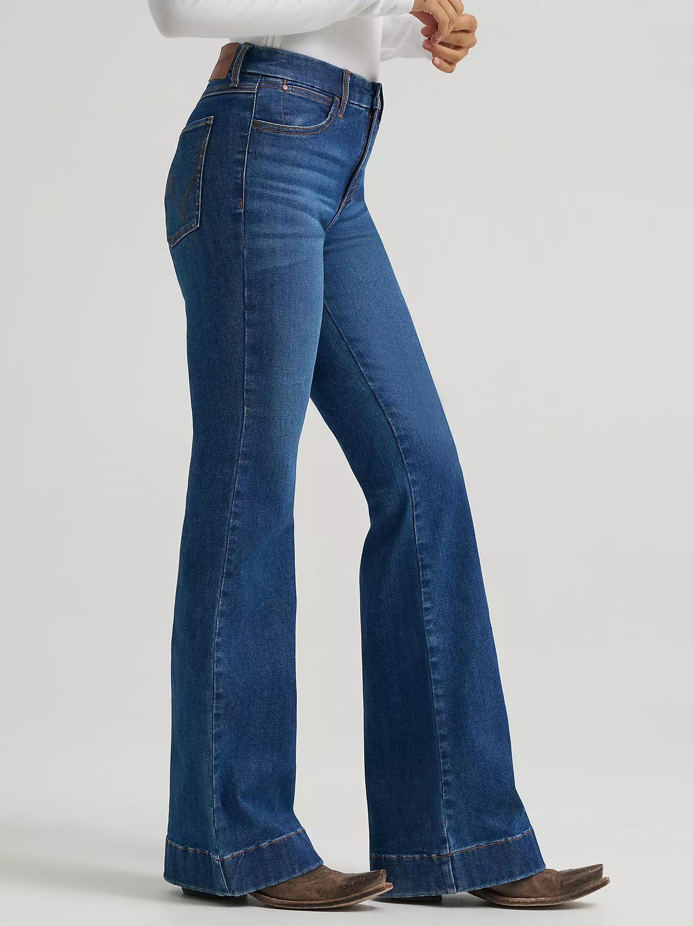 Wrangler Bespoke High Rise Trouser Jean - Reina