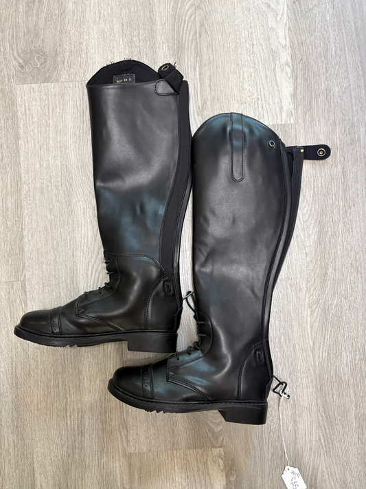 Synthetic field boots size 3 wide *FINAL SALE*