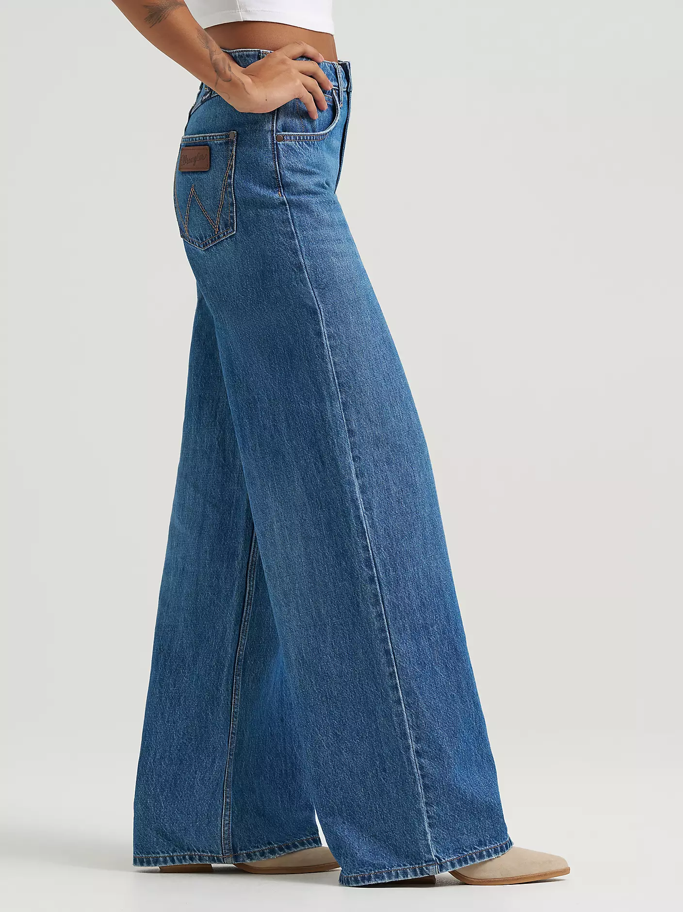 Wrangler Women's Retro Bailey High Rise Wide Leg Jean - Yvette